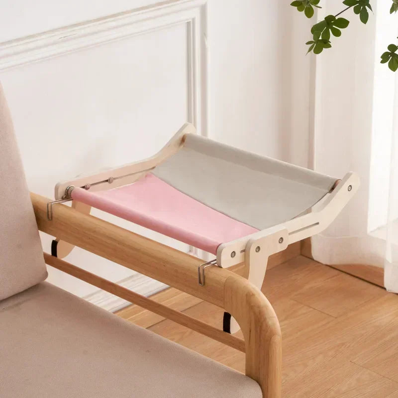 The wooden hammock