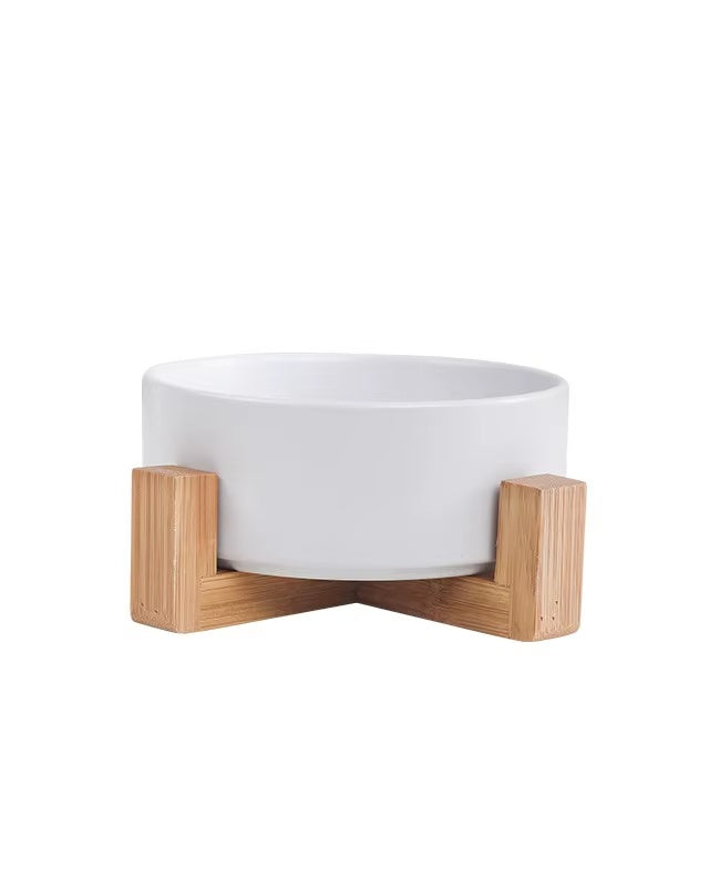 The ceramic bowl